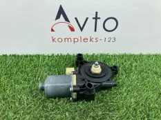 Моторчик стеклоподъемника Audi A3