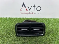 Дефлектор воздушный Audi A4