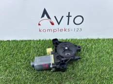 Моторчик стеклоподъемника Audi A3