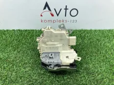 Замок двери Audi A4
