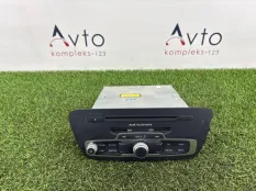 Магнитофон Audi Q3