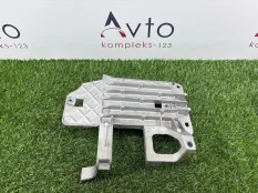 Кронштейн Audi A6