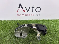 замок багажника стекла Porsche Cayenne