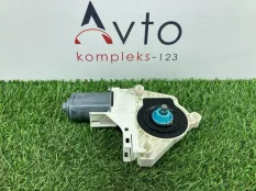 Моторчик стеклоподъемника Audi Q5