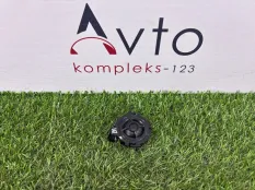 Динамик Audi A4