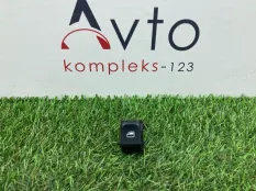 Кнопка стеклоподъемника Audi A3