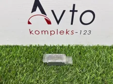 Плафон салонный Volkswagen Touareg