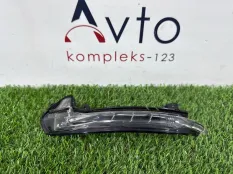 Повторитель поворота в зеркало Audi A6