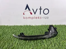 Повторитель поворота в зеркало Audi A6