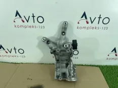 Кронштейн масляного фильтра Audi A4