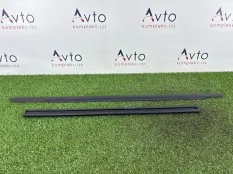 Молдинг стекла Volkswagen Tiguan