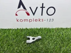 Кронштейн форсунки BMW X3