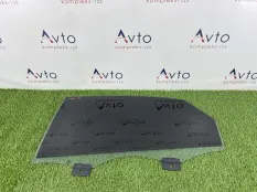 Стекло двери Audi A8