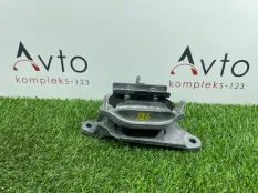 Подушка АКПП Audi A8