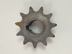 Звезда ведущая 9 зубов 520 цепь шаг 15.875 мм Вал