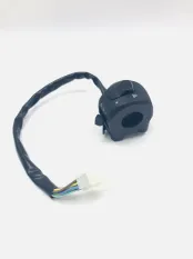 Переключатель правый скутер Quantum