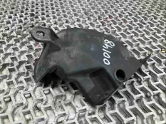 Пластик моторного отсека Honda Accord