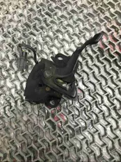 Замок капота Honda Accord