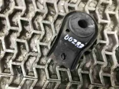 Кронштейн радиатора Honda Accord