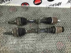 Полуось передняя правая (приводной вал, ШРУС) Honda Civic