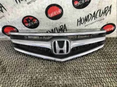 Решетка радиатора Honda Accord