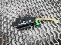 Замок спинки сиденья Honda Accord