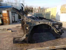 Четверть передняя правая Honda Accord