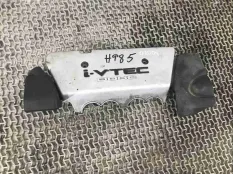 Декоративная крышка двигателя Honda Stream