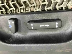 Кнопка регулировки сидения Honda Accord
