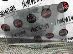 Стекло двери задней правой Honda CR-V