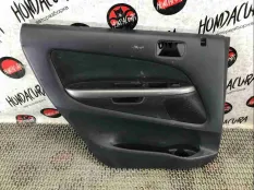 Обшивка двери задней левой (дверная карта) Honda Stream