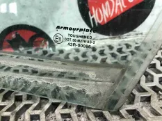 Стекло двери передней левой Honda Accord