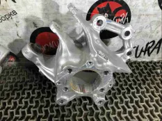 Кулак задний левый Honda Civic