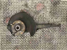 Кулак поворотный правый Honda Accord