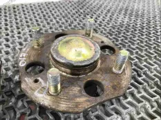 Ступица задняя левая Honda Accord