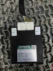 Блок управления парктрониками Honda CR-V