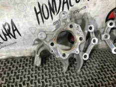 Кулак задний правый Honda Civic