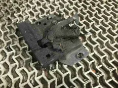 Замок капота Honda HR-V