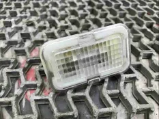 Фонарь салона (плафон) Honda Accord