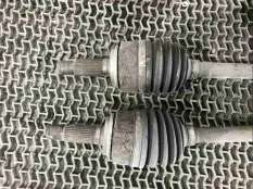 Полуось задняя (приводной вал, ШРУС) Honda Legend