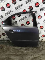 Дверь задняя правая Honda Legend