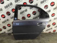 Дверь задняя левая Honda Legend