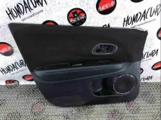 Обшивка двери передней левой (дверная карта) Honda HR-V