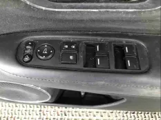 Блок управления стеклоподъемниками Honda HR-V