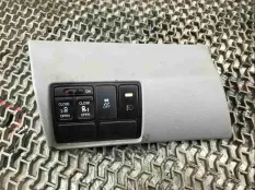 Кнопка противотуманных фар Honda Odyssey