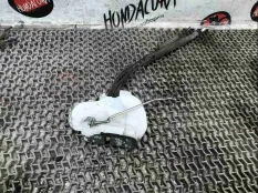 Замок двери задней левой Honda Pilot