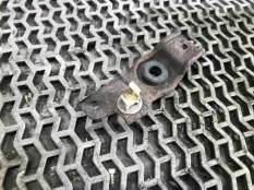 Кронштейн радиатора Honda Accord