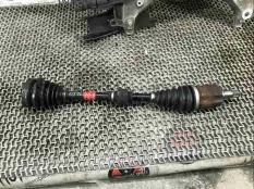 Полуось передняя левая (приводной вал, ШРУС) Honda Accord