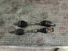 Полуось передняя правая (приводной вал, ШРУС) Honda CR-V