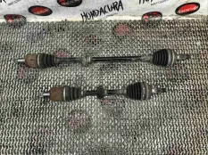 Полуось передняя левая (приводной вал, ШРУС) Honda Civic